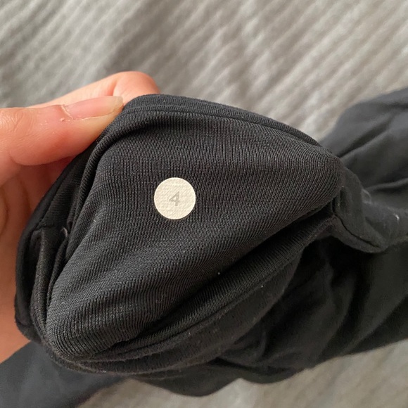 Lulu lemon Leggings - Picture 5 of 5